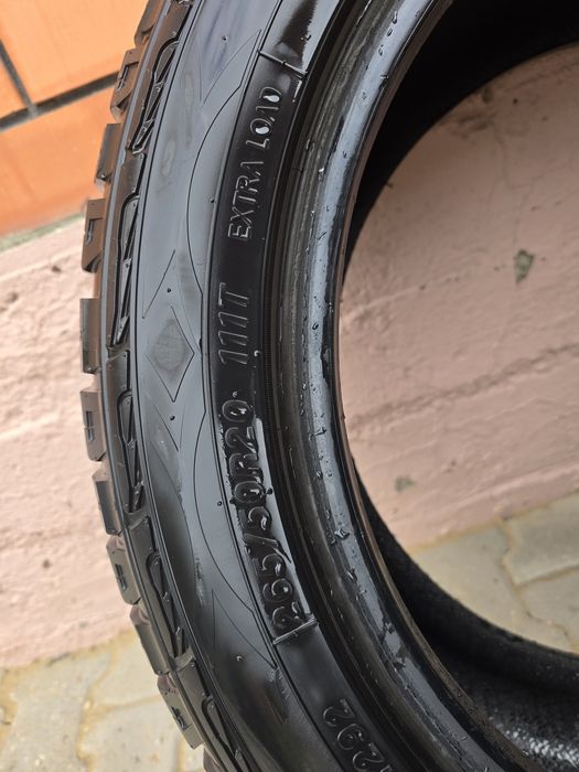 Продам шины на 20