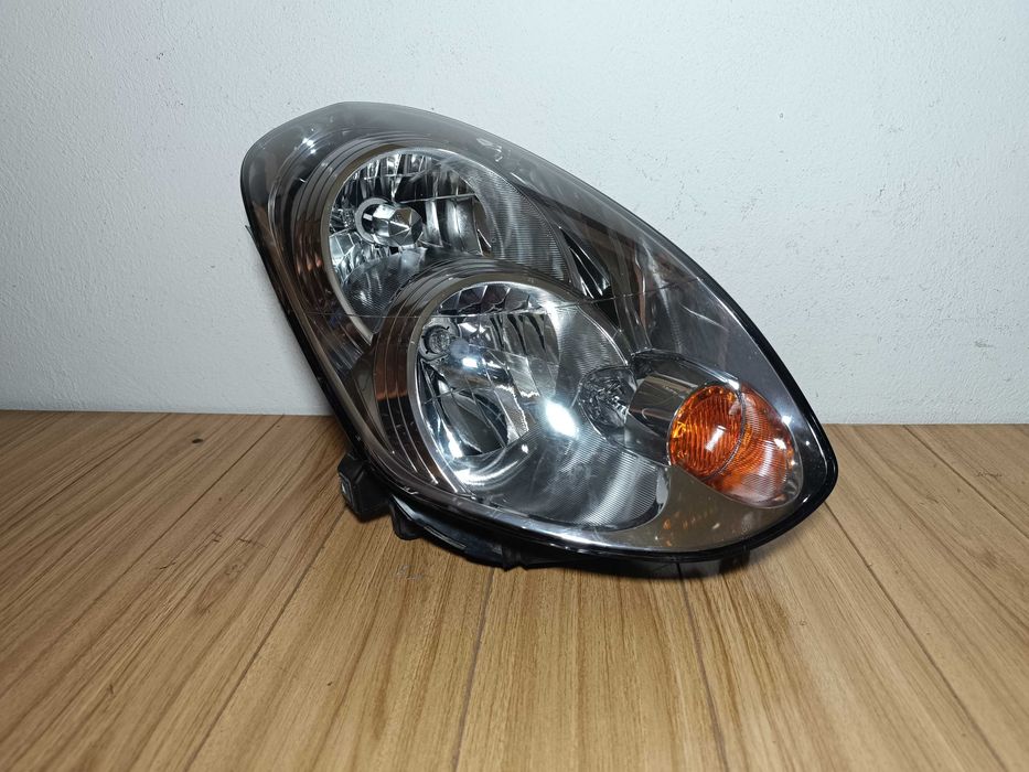 Фара Правая XENON Infiniti G35 V35 Седан Nissan Skyline 01-07 Инфинити