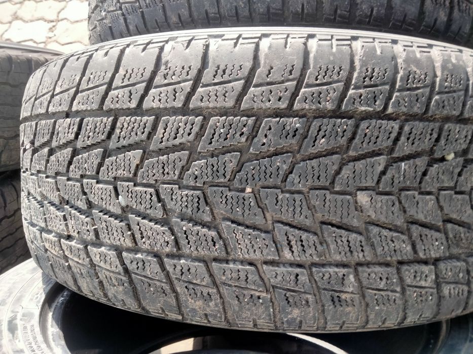 Продам шины 255/55/18