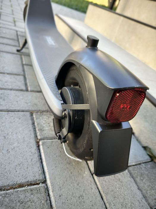 De vânzare Ninebot KickScooter E2 – ca nou!