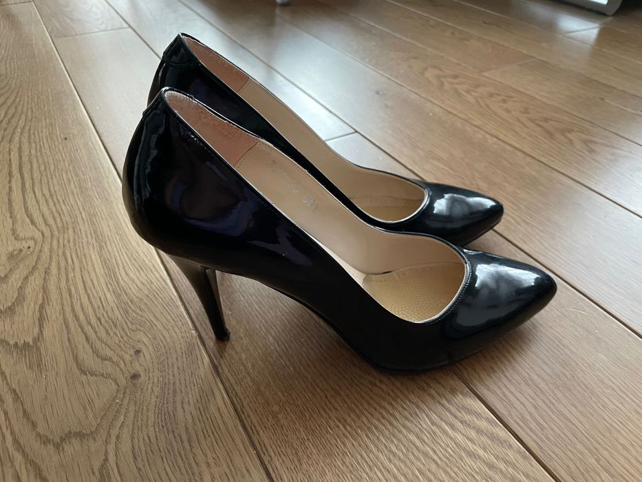 Дамски обувки, елегантни с ток