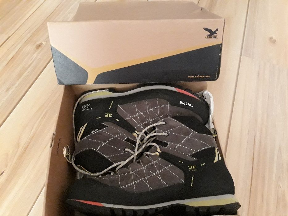 SALEWA, модел Mountain Trainer MID GTX