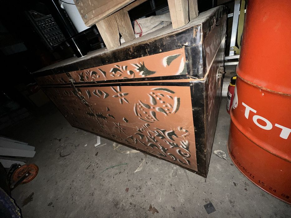 Сундук советский продам