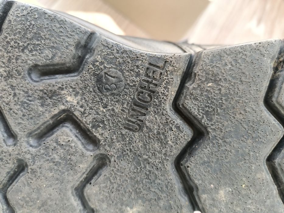 Обувь 37 размера Юничел