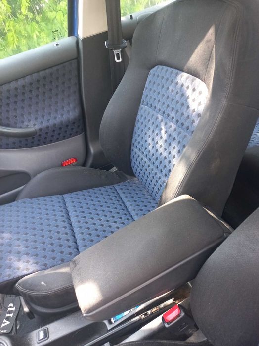 Seat Toledo 2 2001г 1.6-бензин на части.