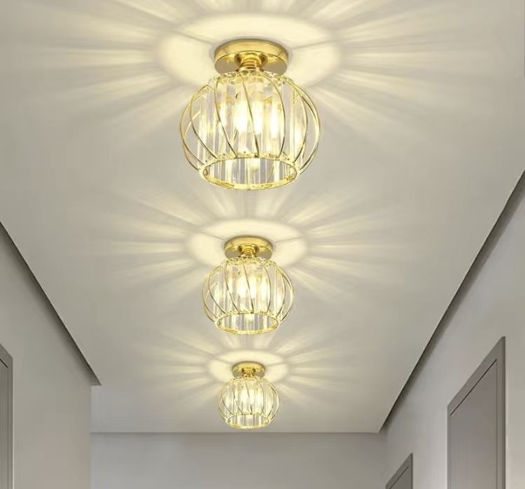 Продам люстру новая