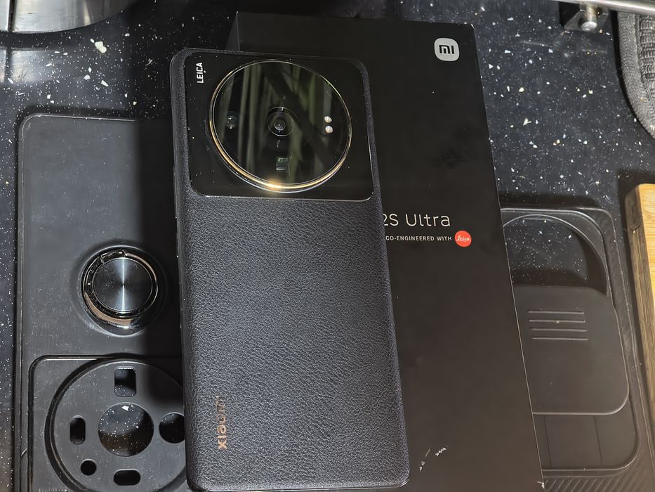 Xiaomi Mi 12s Ultra full box