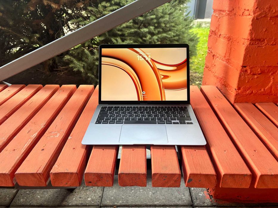 MacBook Air 13. M 1 processor.