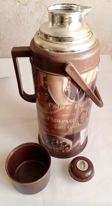 Термос, противень, сковорода, чайник, графин