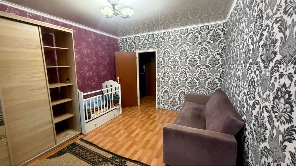 Сдам 2х ком квартиру срочно