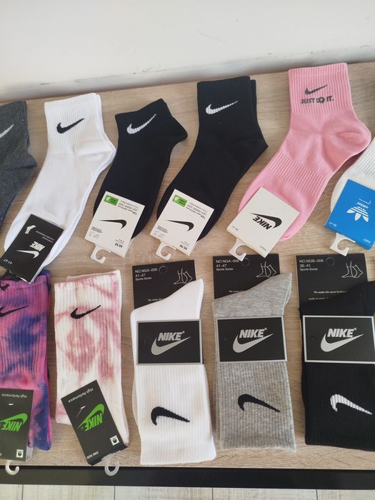 10 perechi de șosete la alegere unisex bumbac Nike/Adidas mărime universală