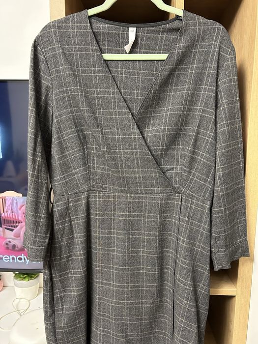 Rochie Mango, foarte frumos lucrata