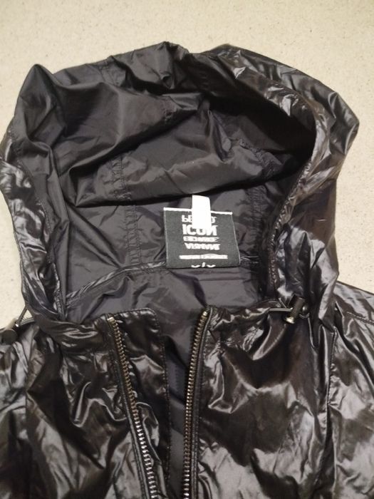 Geaca subtire Armani originala noua