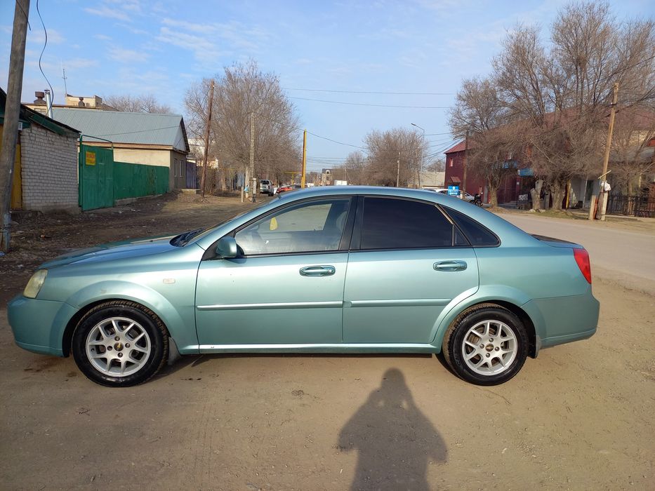 Продам Шевроле Лачетти 2008г 1.8 ат