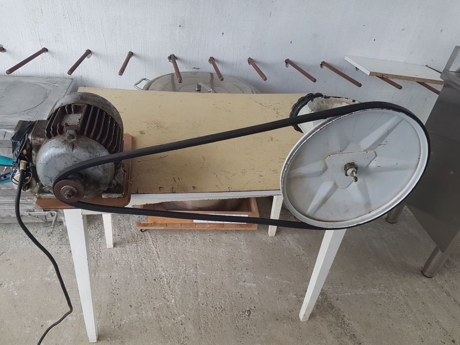 Maşină de tocat carne