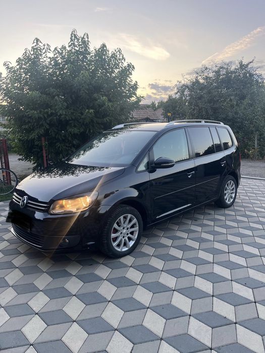 VW Touran•2.0 TDI•2012