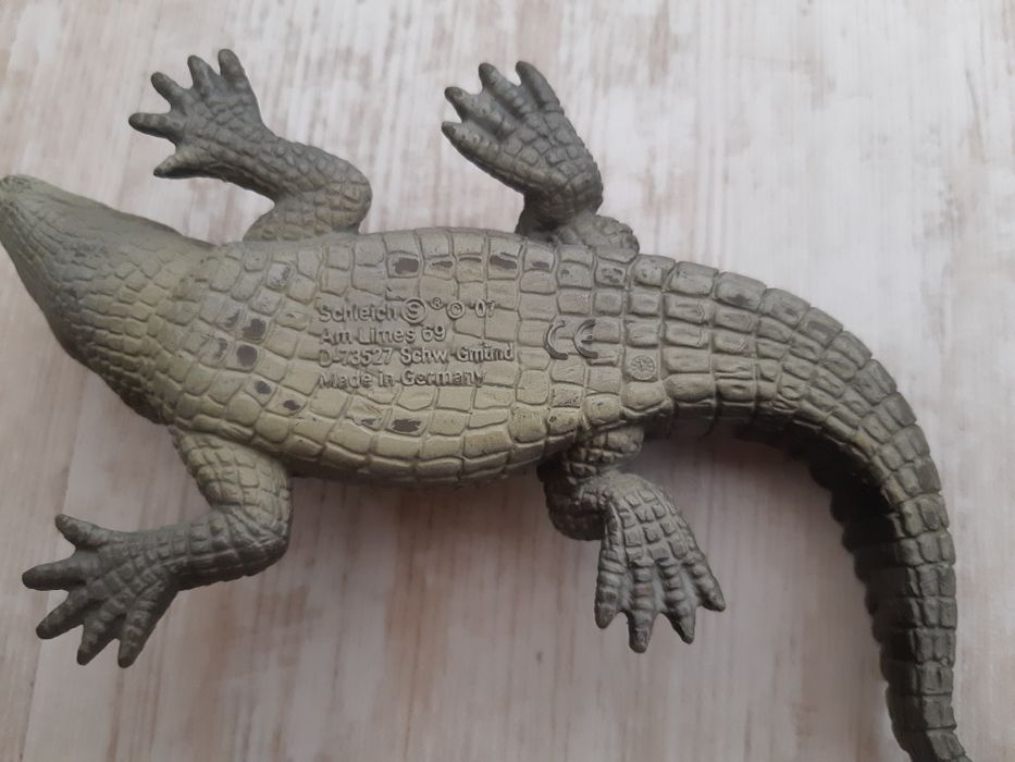 Страхотни Динозаври