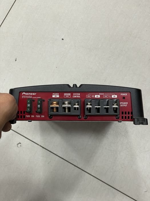 Pioneer 1000w usilitel zor. Ulslitir