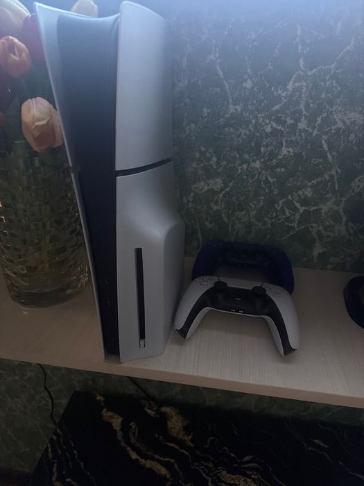 Игровая приставка Sony PS5 Slim