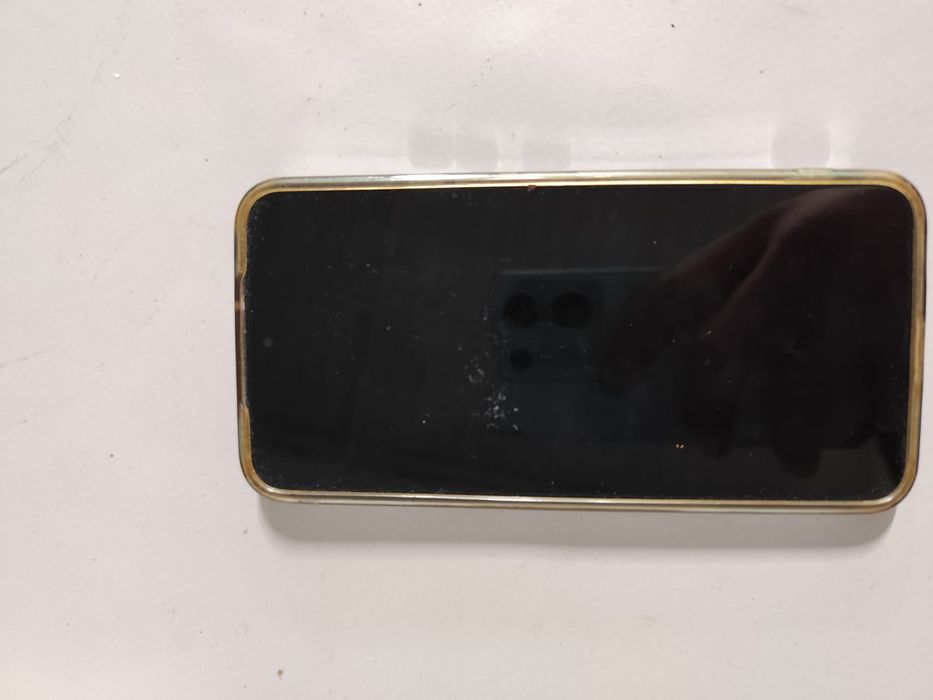 Продается или на обмен самсунгs s22