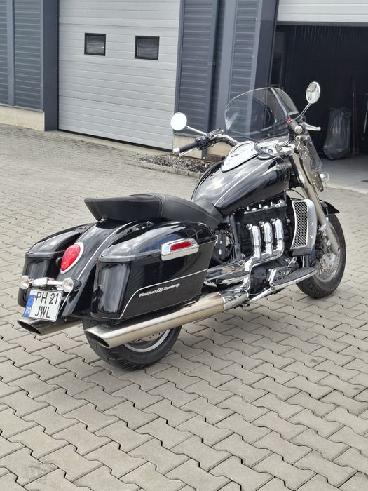 Triumph Rocket III touring