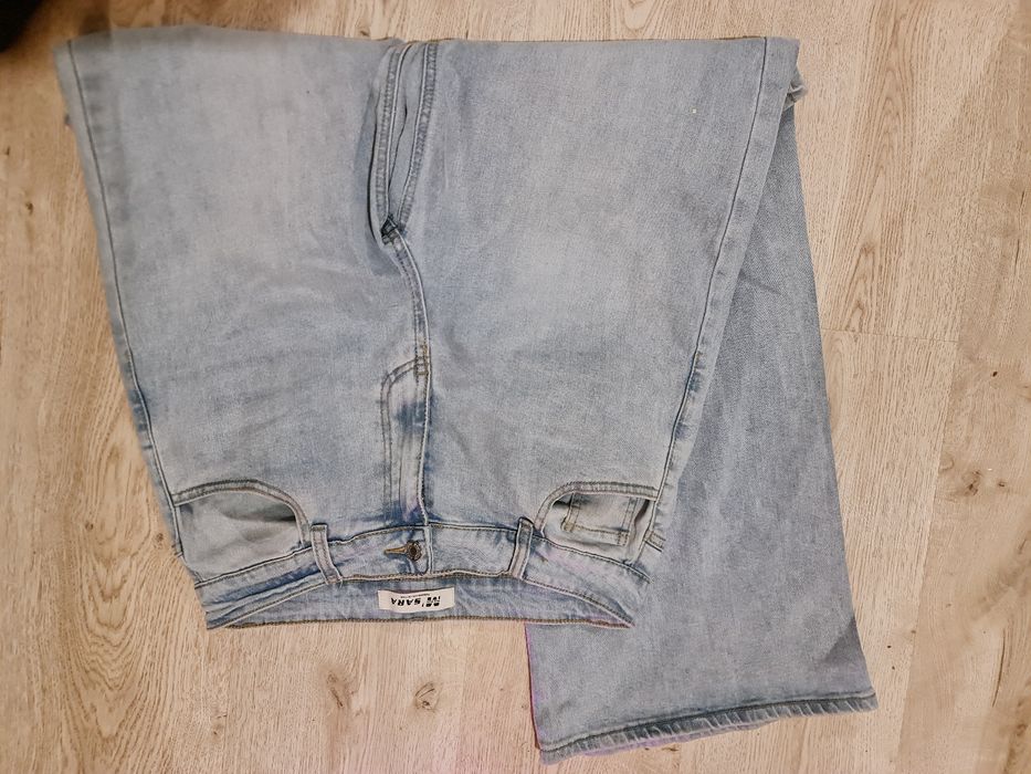 Дамски дънки размер М / L