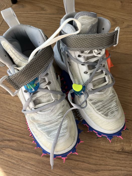 Adidasi off white marimea 37.5 impecabili