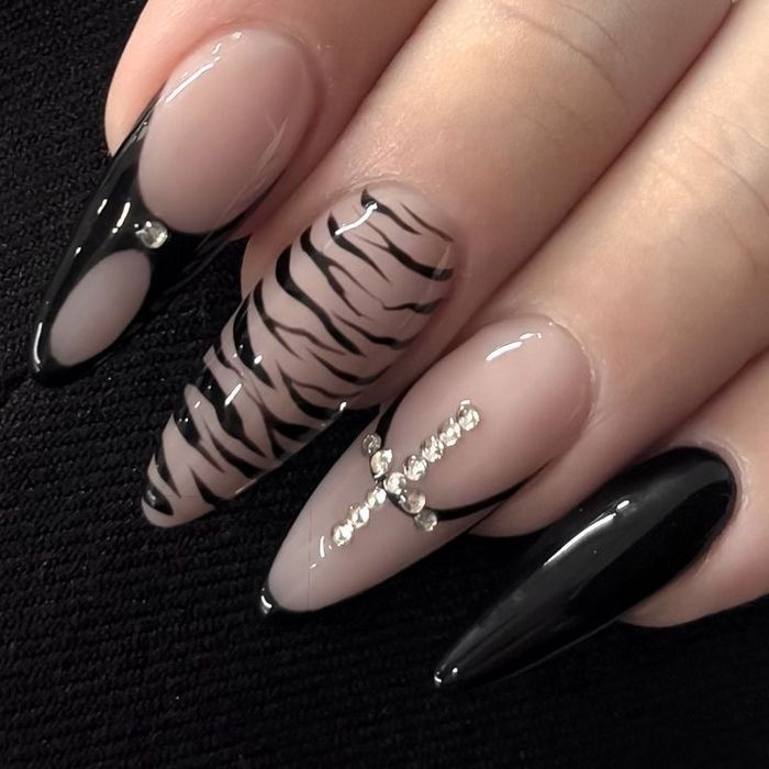 маникюр по 3.000