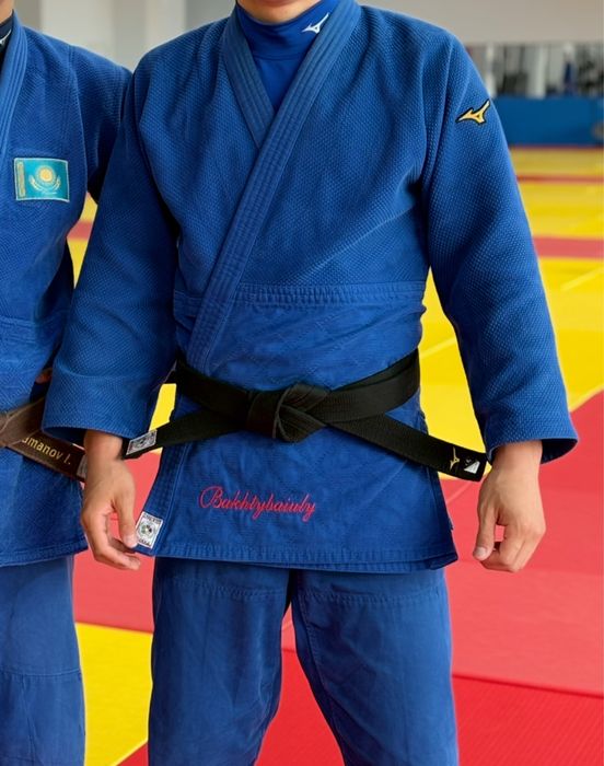 Кимоно mizuno для дзюдо