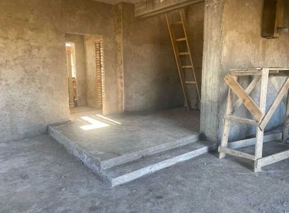 Дом с двумя участками