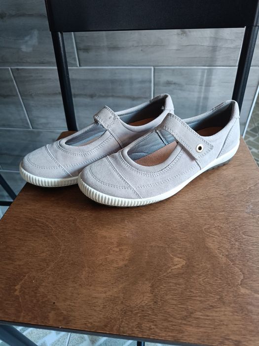 Vând pantofi dama piele naturala,Nr.41