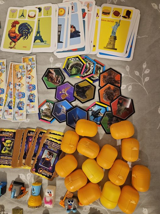 Lot jucarii kinder pisicile epiptene 2 colectii complete