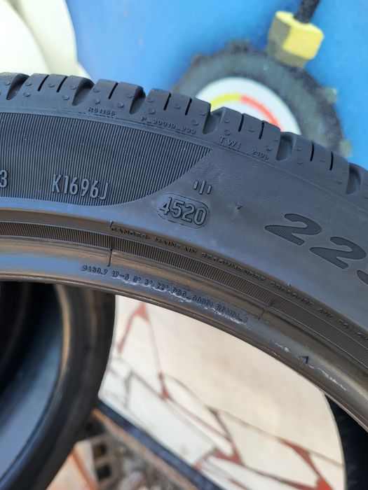 225 45 18 Pirelli 2бр всесезонни дот 4520