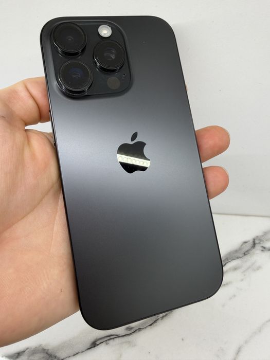 iPhone 16 pro de piese si recarosare