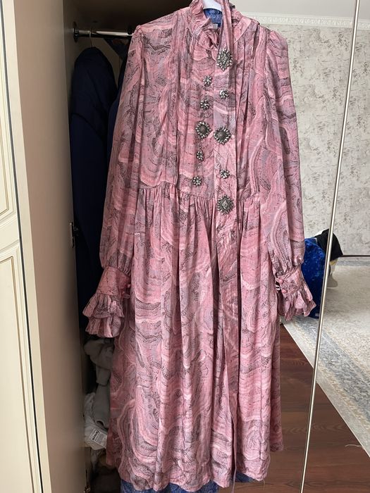 Продам платье сшила на заказ