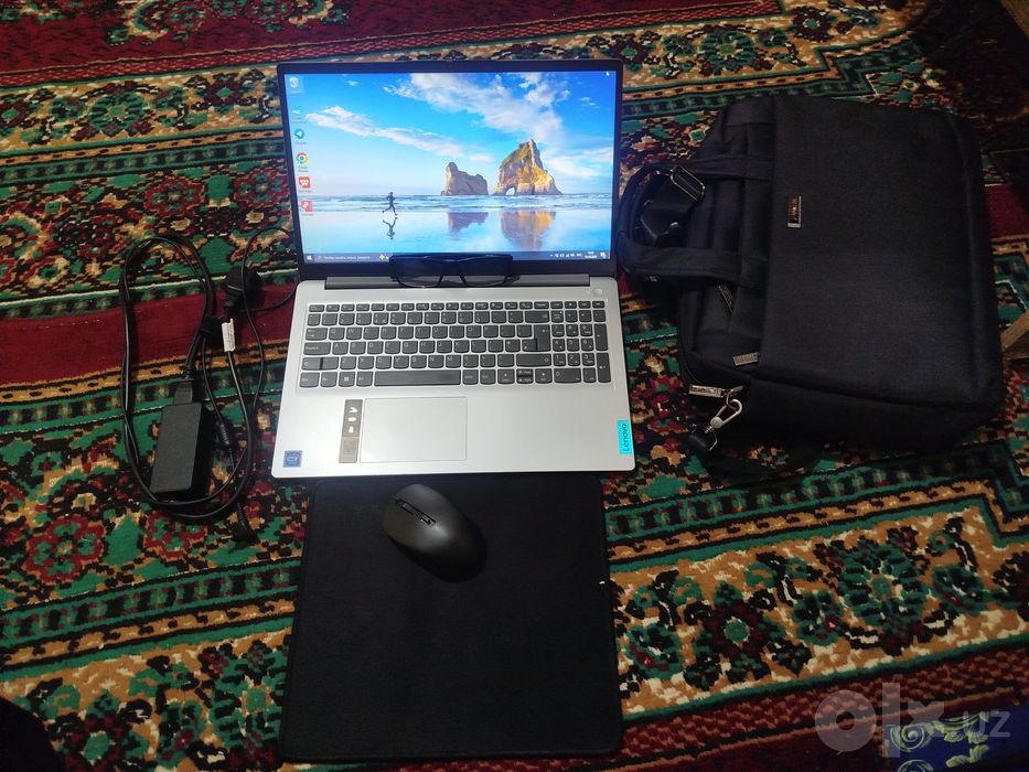 Lenovo brendli noutbook sotiladi