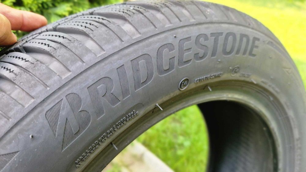 Anvelope iarna 205 55 R 16 Hankook/Bridgestone