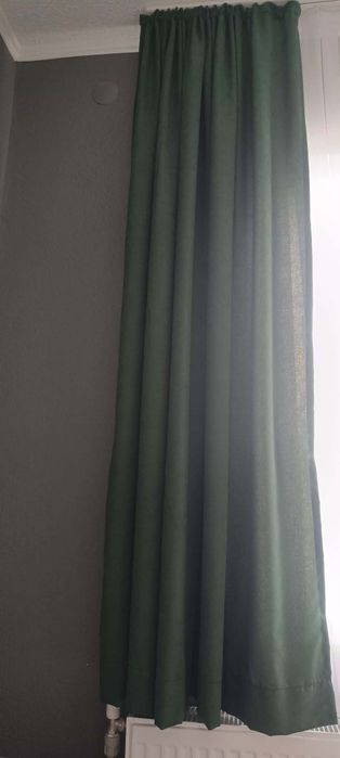 Тъмнозелени пердета
