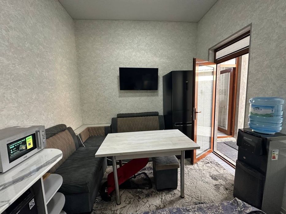 Srochna uchastka sotiladi 1,8sotix fayzli uy