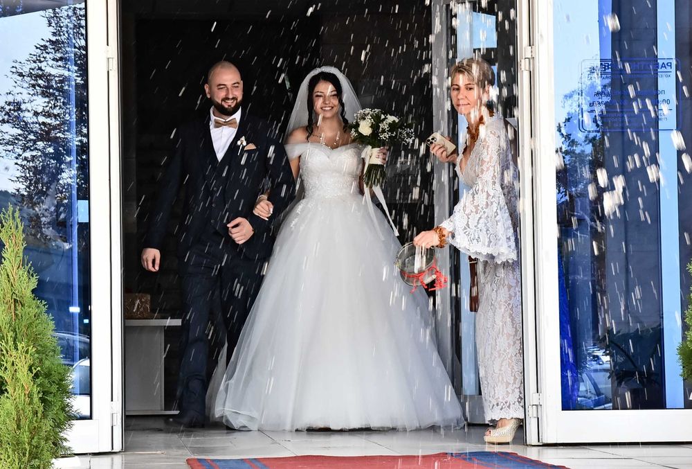 Заснемане на сватби ,кръщенета фото и видео 2026 г