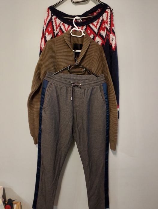 Лот панталони, жилетка, половер