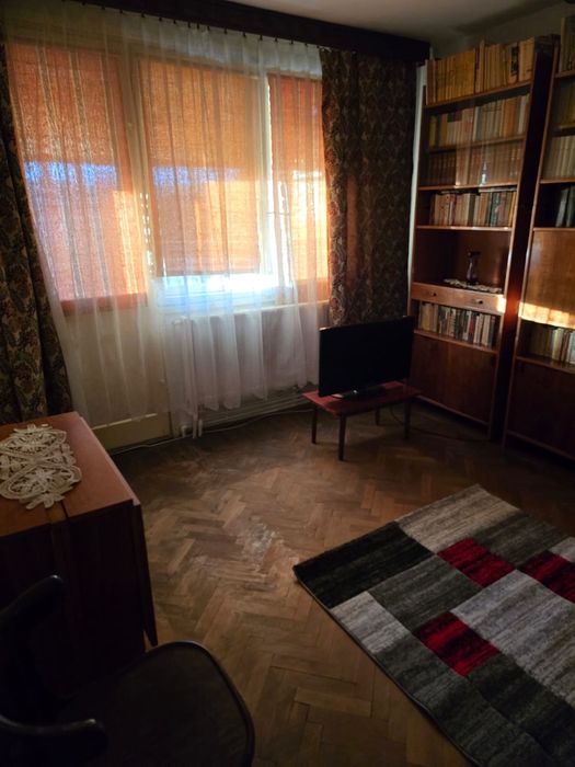 Închiriez apartament cu 2 camere în Grivița