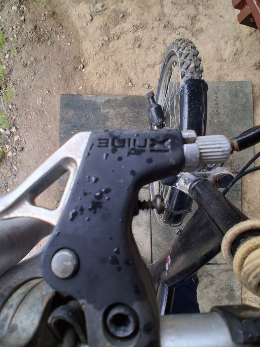 Bicicletă cu fulgera suspension