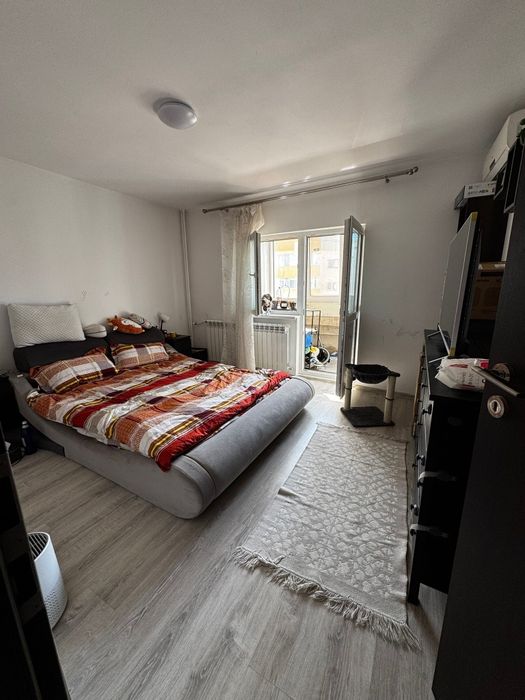 Schimb apartament 3 camere București Vitan cu casă în Făgăraș