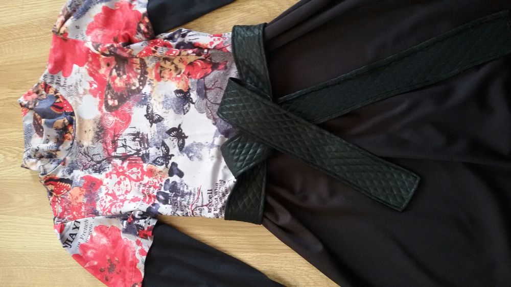 Рокля!!!Нова с колан