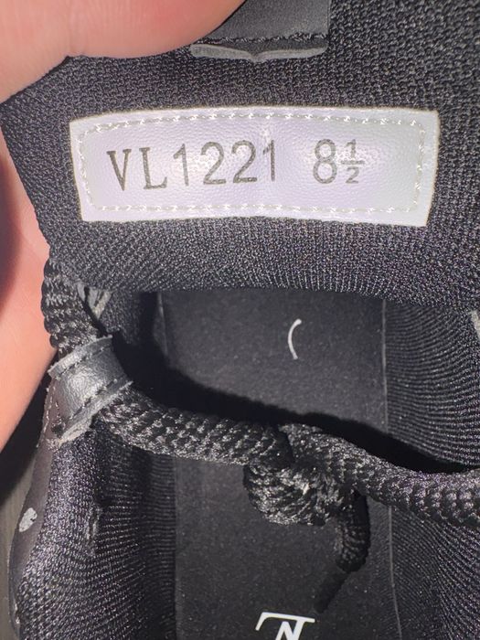 lv skate sunt noi fara cutie