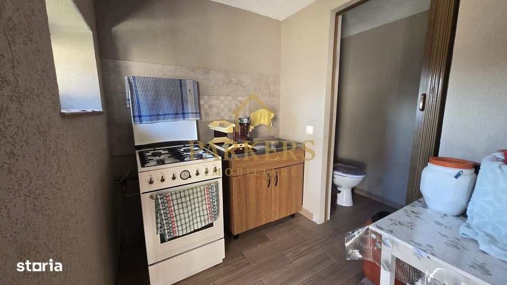 Casă renovată 150 mp utili + 1000 mp teren, priveliște spre Munte