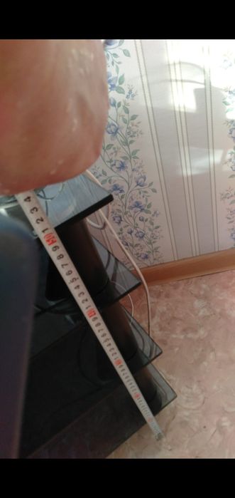 Стеклянный столик