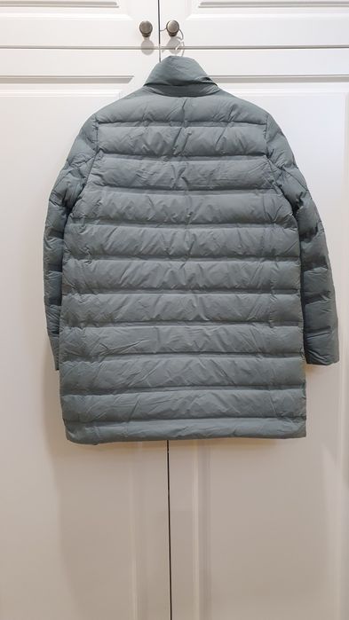 Продам пуховик люксового бренда