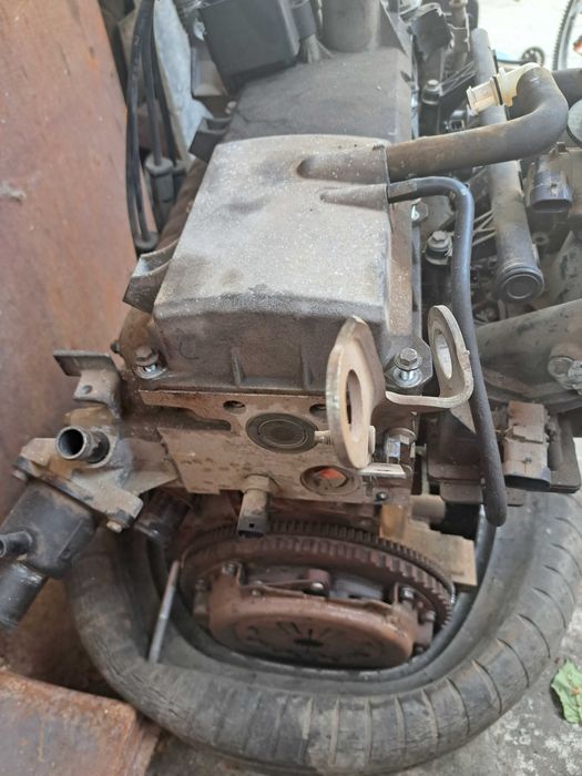 Vand bloc motor logan 1.4